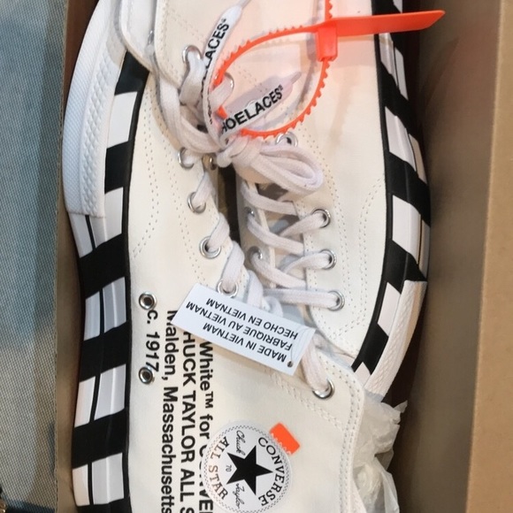 OFF WHITE CONVERSES